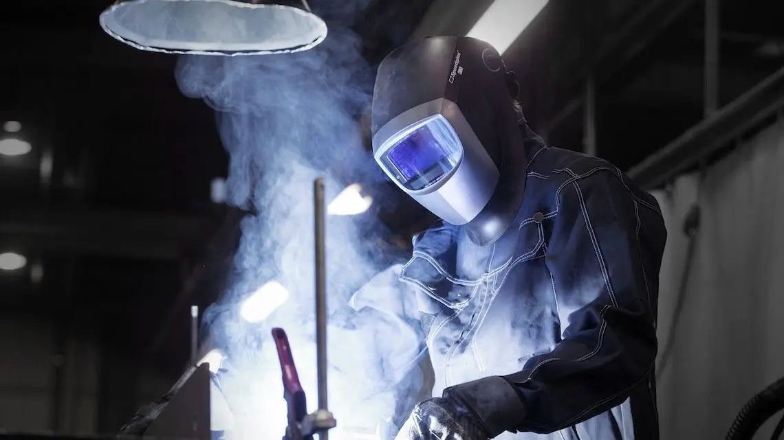 Benefits-of-using-3M-Speedglas-9100XXi-Welding-Helmet-with-Auto-Dark-Lens-06-0100-30iSW Enviro Safety Products