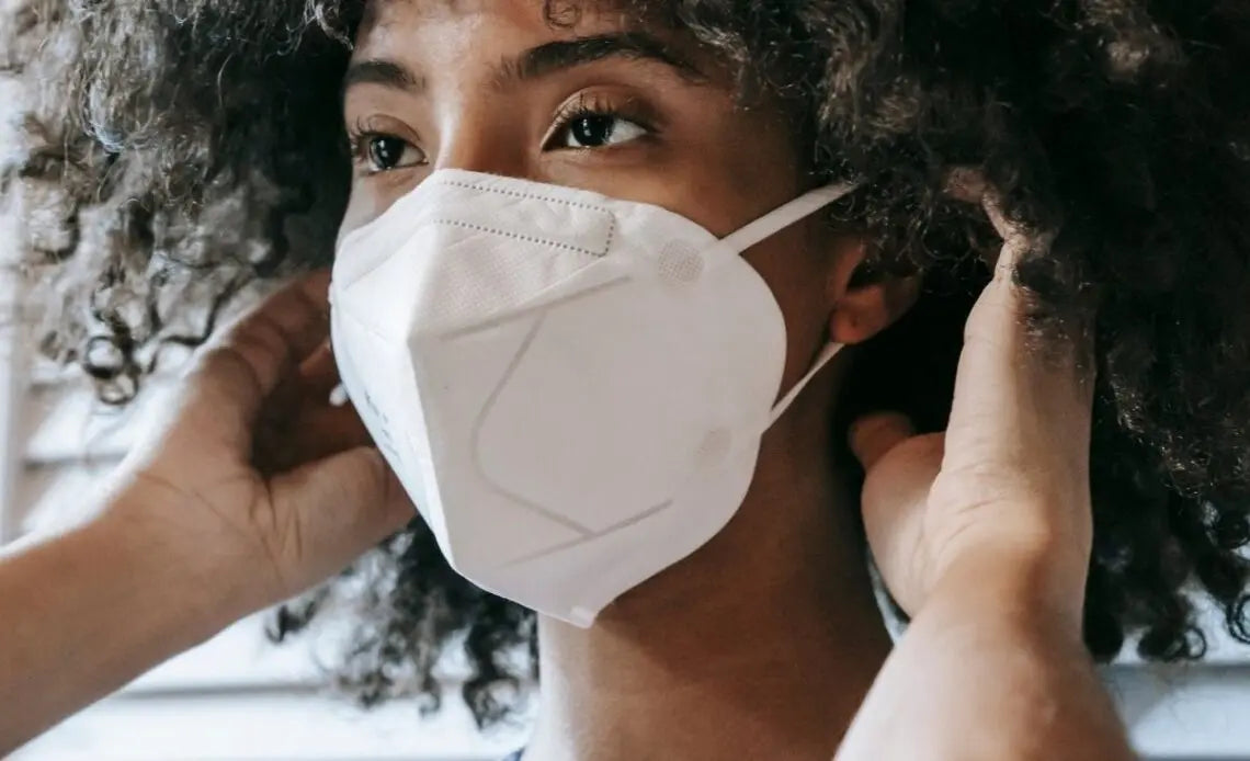 3M-Aura-Particulate-Respirator-9205 Enviro Safety Products