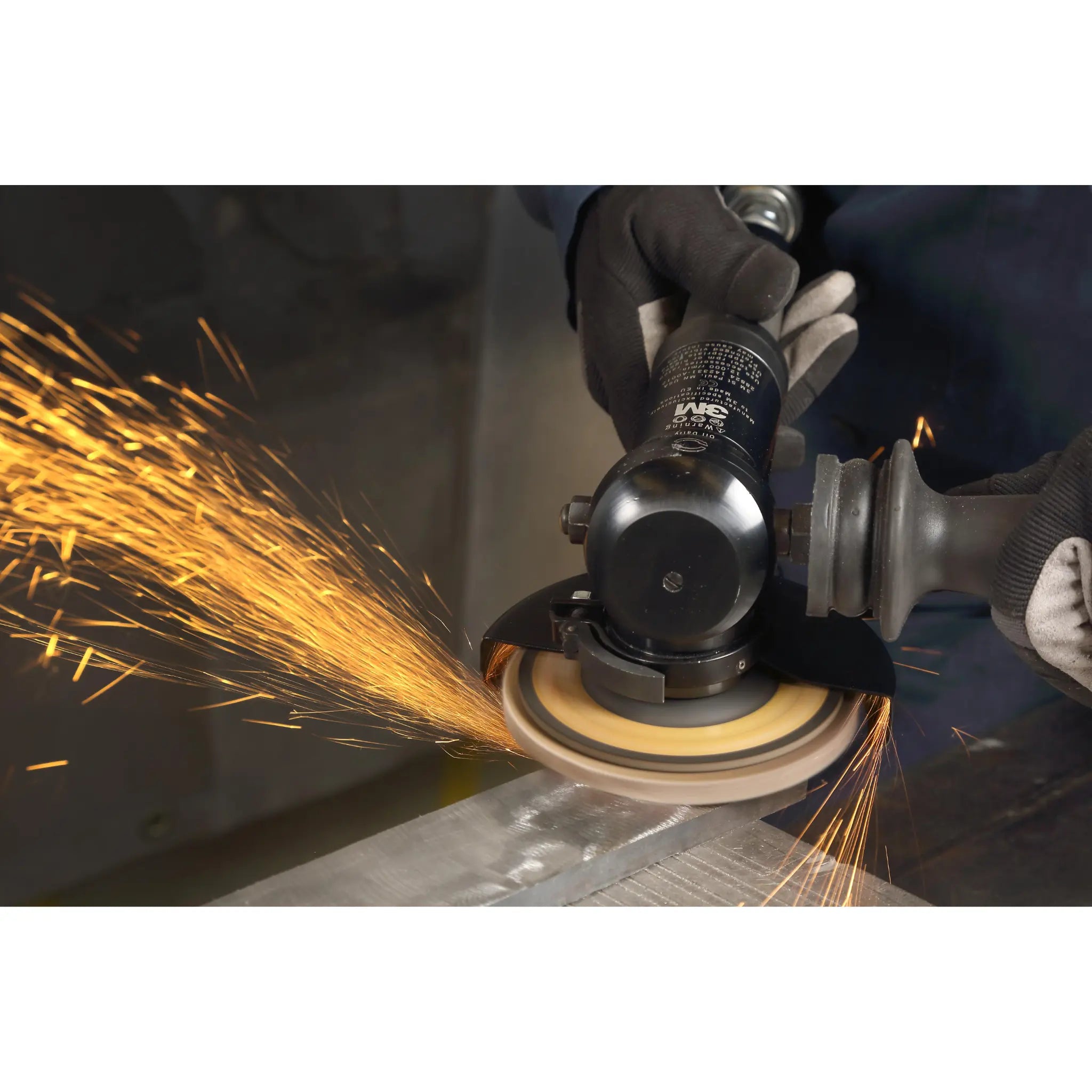 3M Cubitron II Flap Disc 967A 60+ T29 Quick Change 5 in x 5/8-11 fourth image