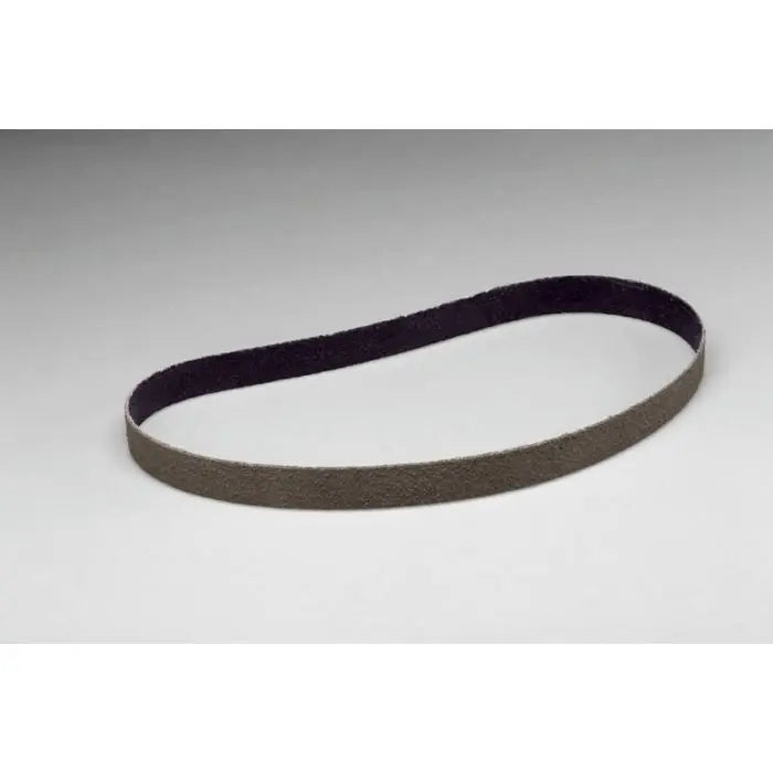 3M™ Trizact™ Cloth Belt 237AA, 1/2 in x 24 in A100 X-weight Full-Flex, 50 per inner 200 per case