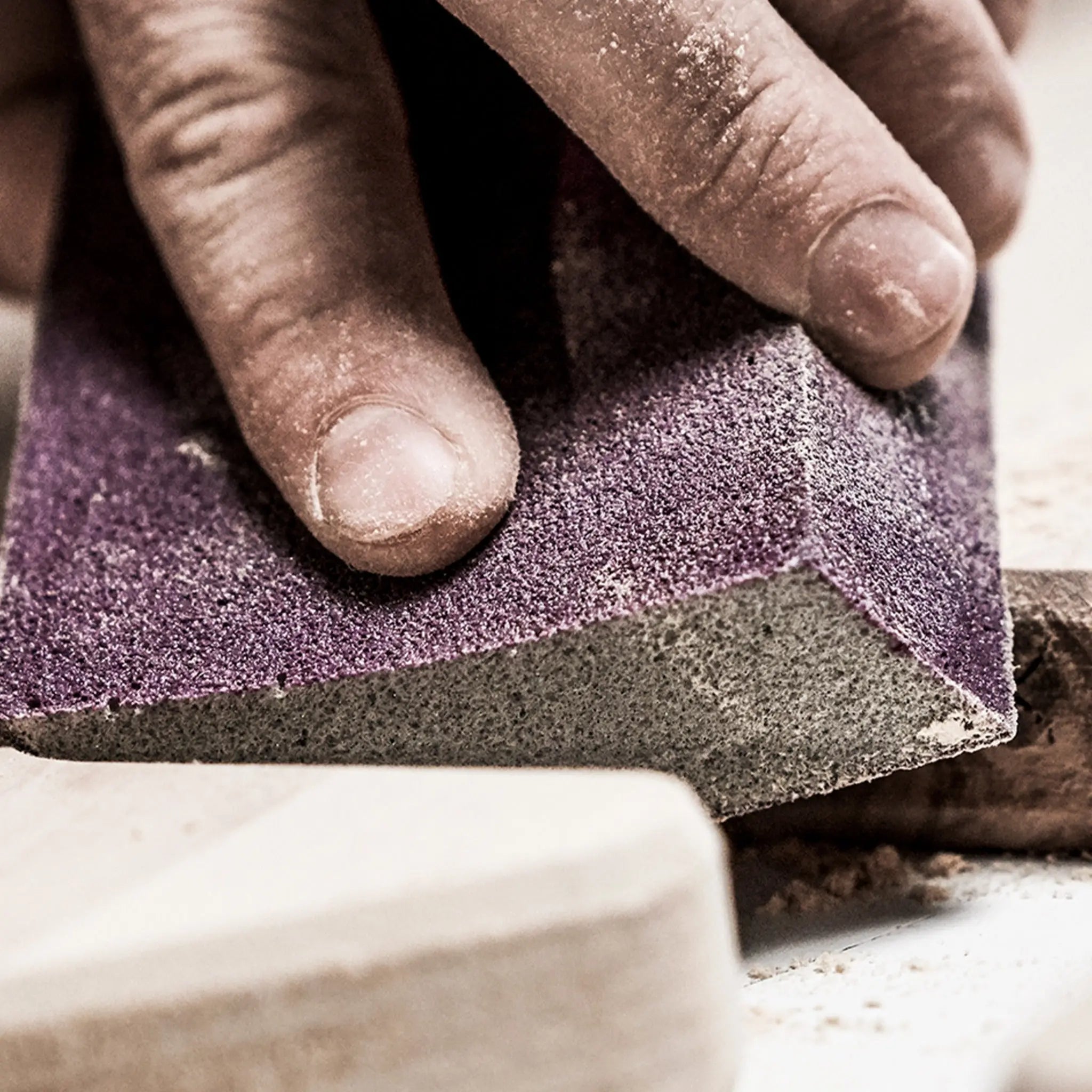 3M Pro Grade Precision Sanding Sponge Application
