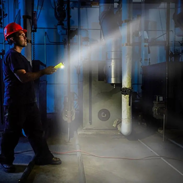 Streamlight Dualie 3AA Magnet 68780 Multi Function Flashlight, Yellow, One Size, 1 Box Each