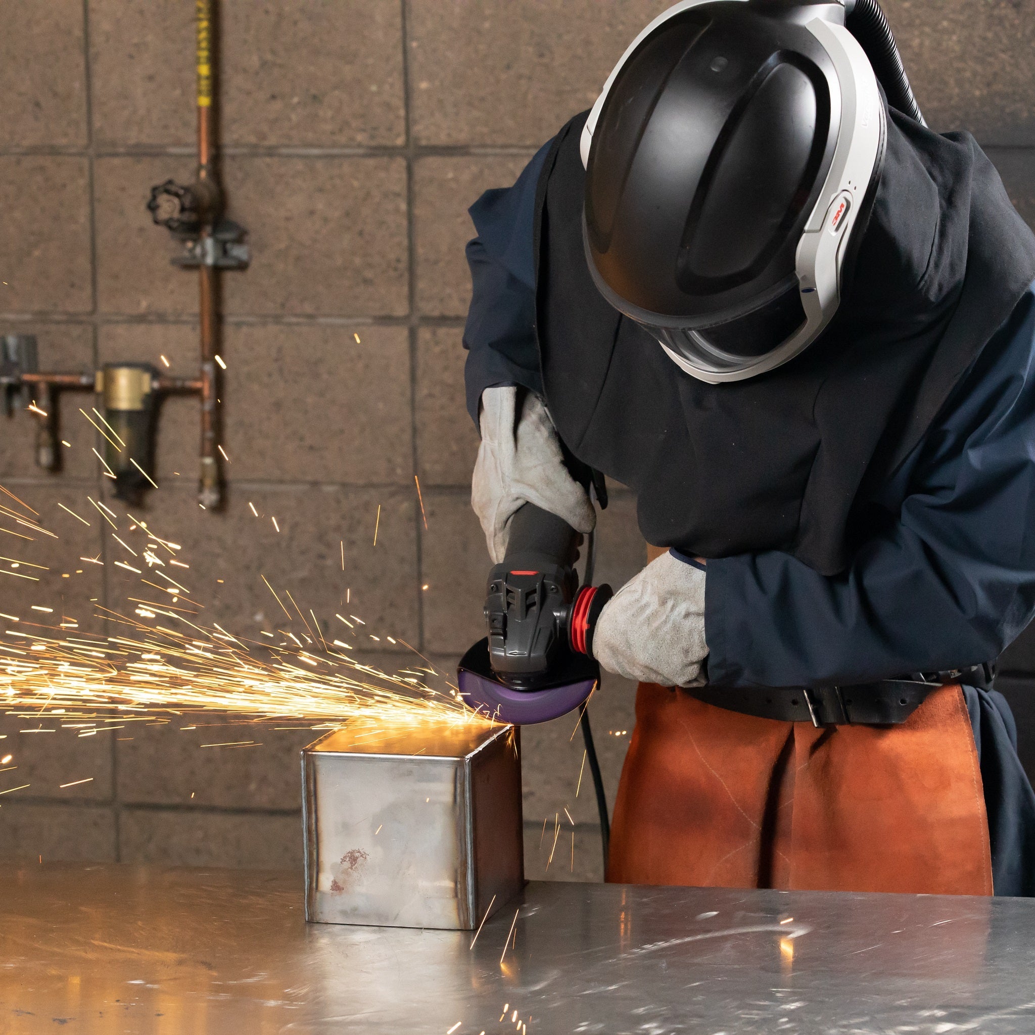 3M Cubitron 3 7100312968/90002 Depressed Center Grinding Wheel, 36+, T27, 4-1/2 in x 1/4 in x 5/8-11