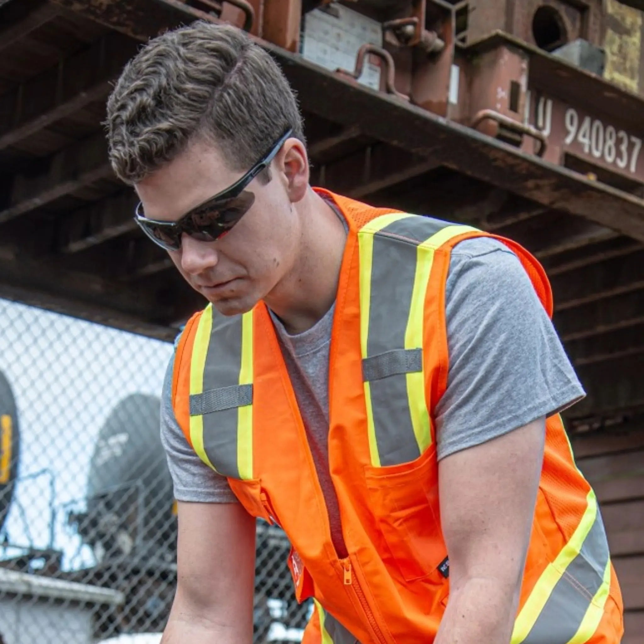 MAJESTIC GLOVE 85-2010SKA Wrecker Safety Glasses-model-5