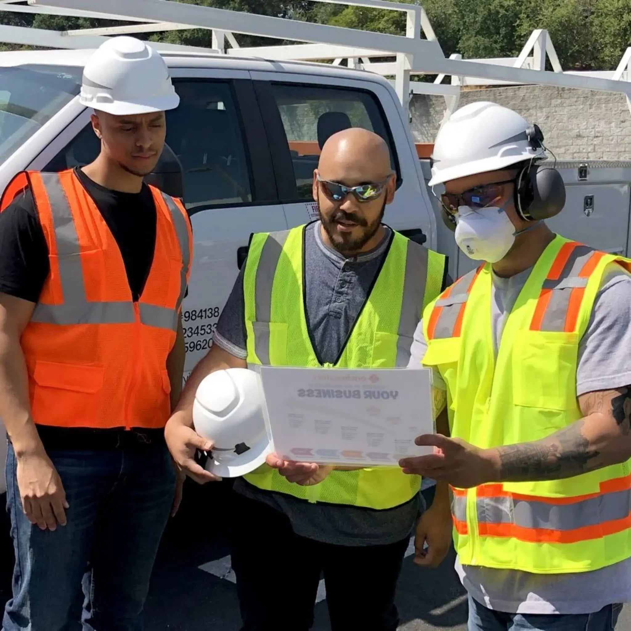 Safety Main 05EAMO Economy Vest, Class 2, All Mesh, Hi-Vis Orange, Lifestyle 1