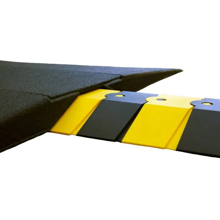 UltraTech 1830 Sidewinder Cable Protection System with Endcaps, Black/Yellow, Medium, 1 Each