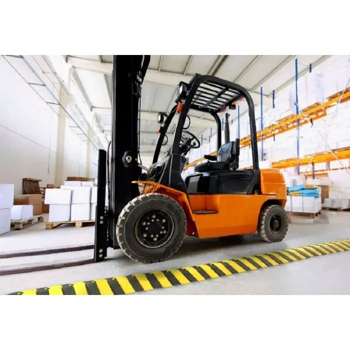 UltraTech 1840 Sidewinder Cable Protection System with Endcaps, Black/Yellow, Large, 1 Each