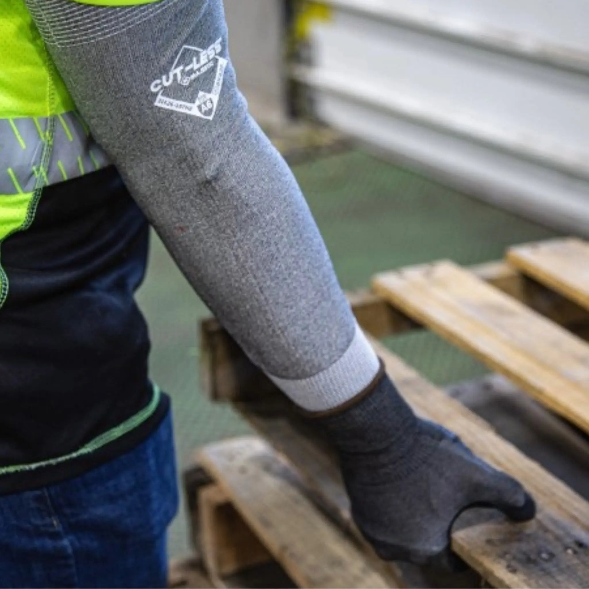 MAJESTIC GLOVE 31426-18THE Cut-less Korplex Cut Resistant Sleeve, ANSI A6-Model-3