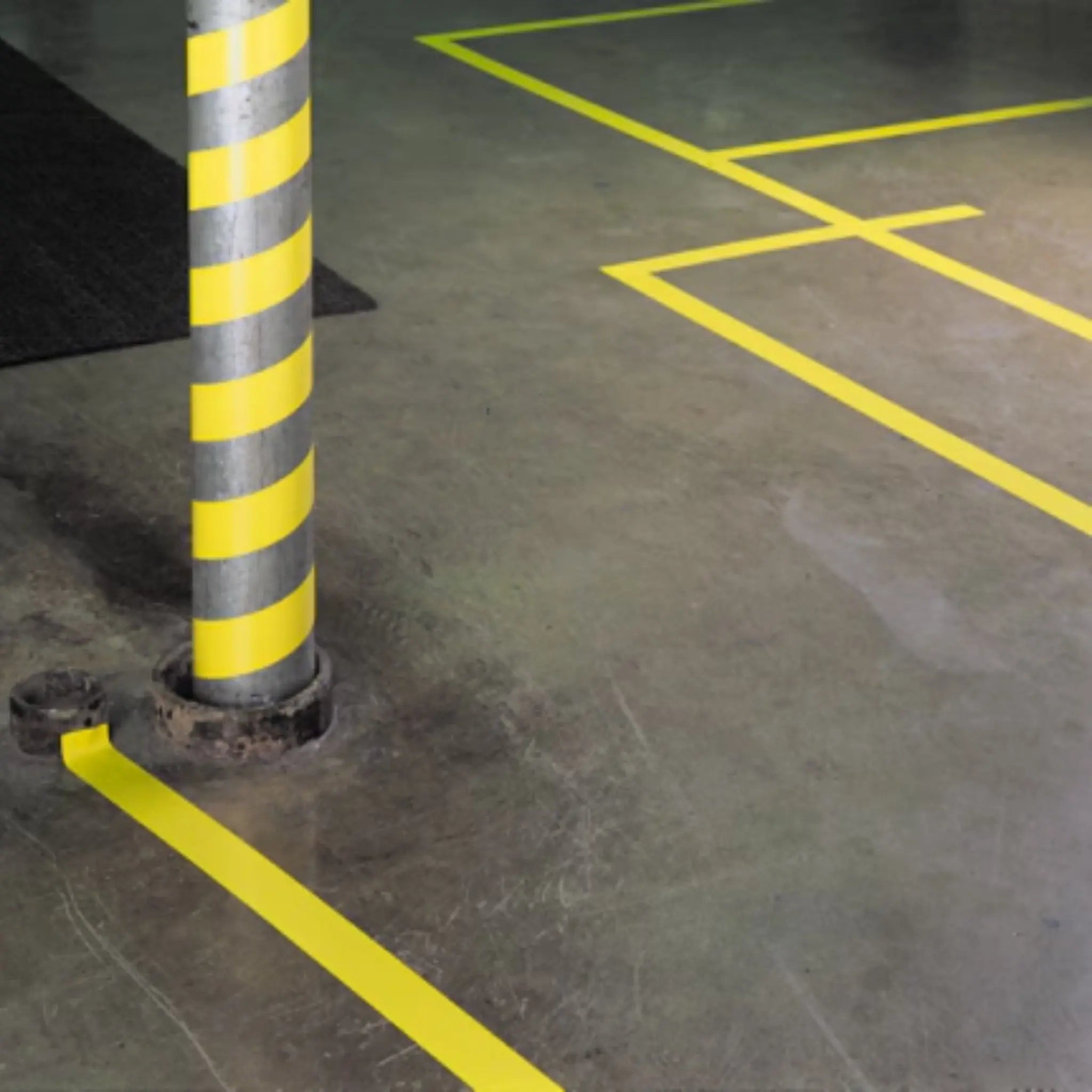 3M Vinyl Tape 471, 2 in x 36 yd, 5.2 mil, 1 Roll 