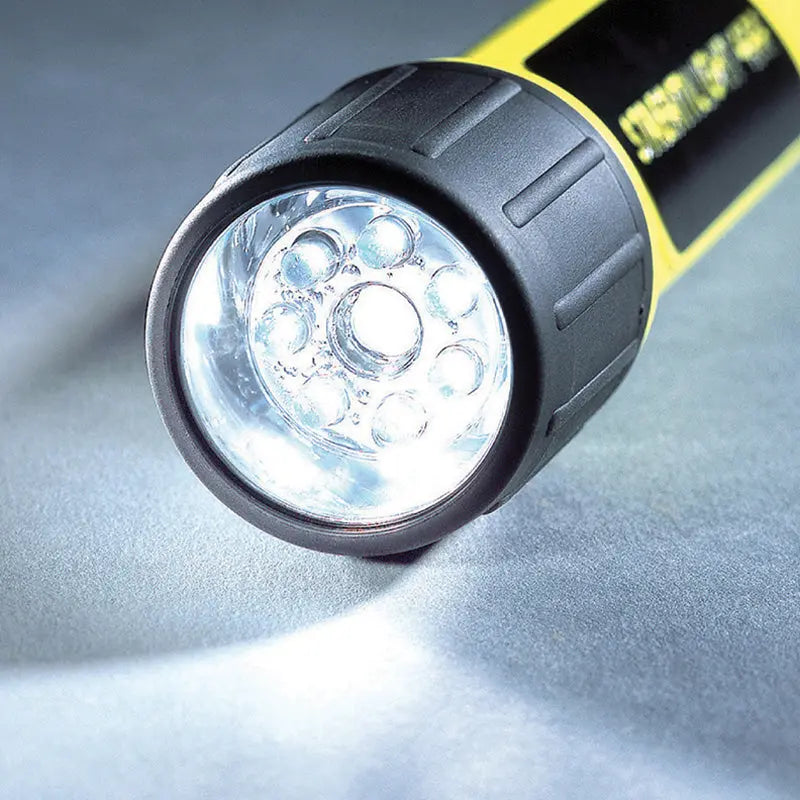 Streamlight 68202 4AA LED Light, Led