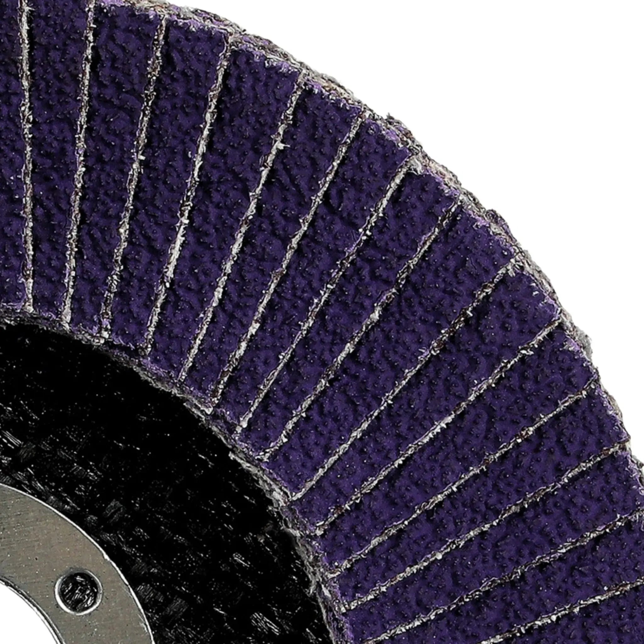 3M Cubitron 3 7100380484/1169F Flap Disc, 40+, T29-Conical, 4-1/2 in x 7/8 in, Close up