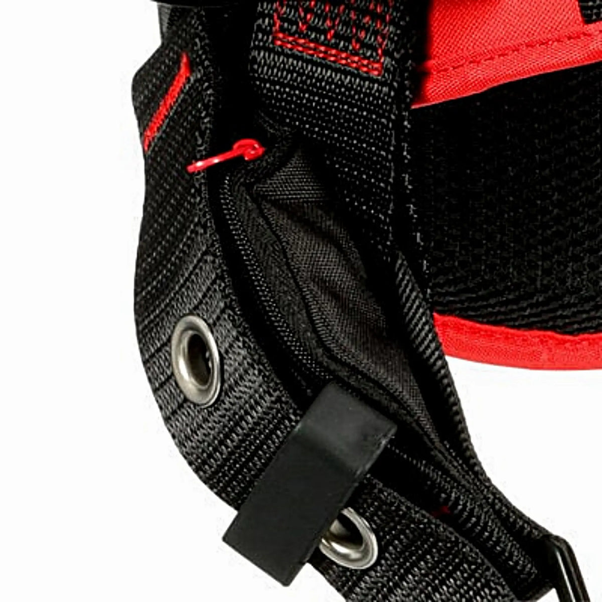 3M Protecta Comfort Vest-Style Positioning Harness 1161401 Black Medium Large 1 EA Case, Closeup