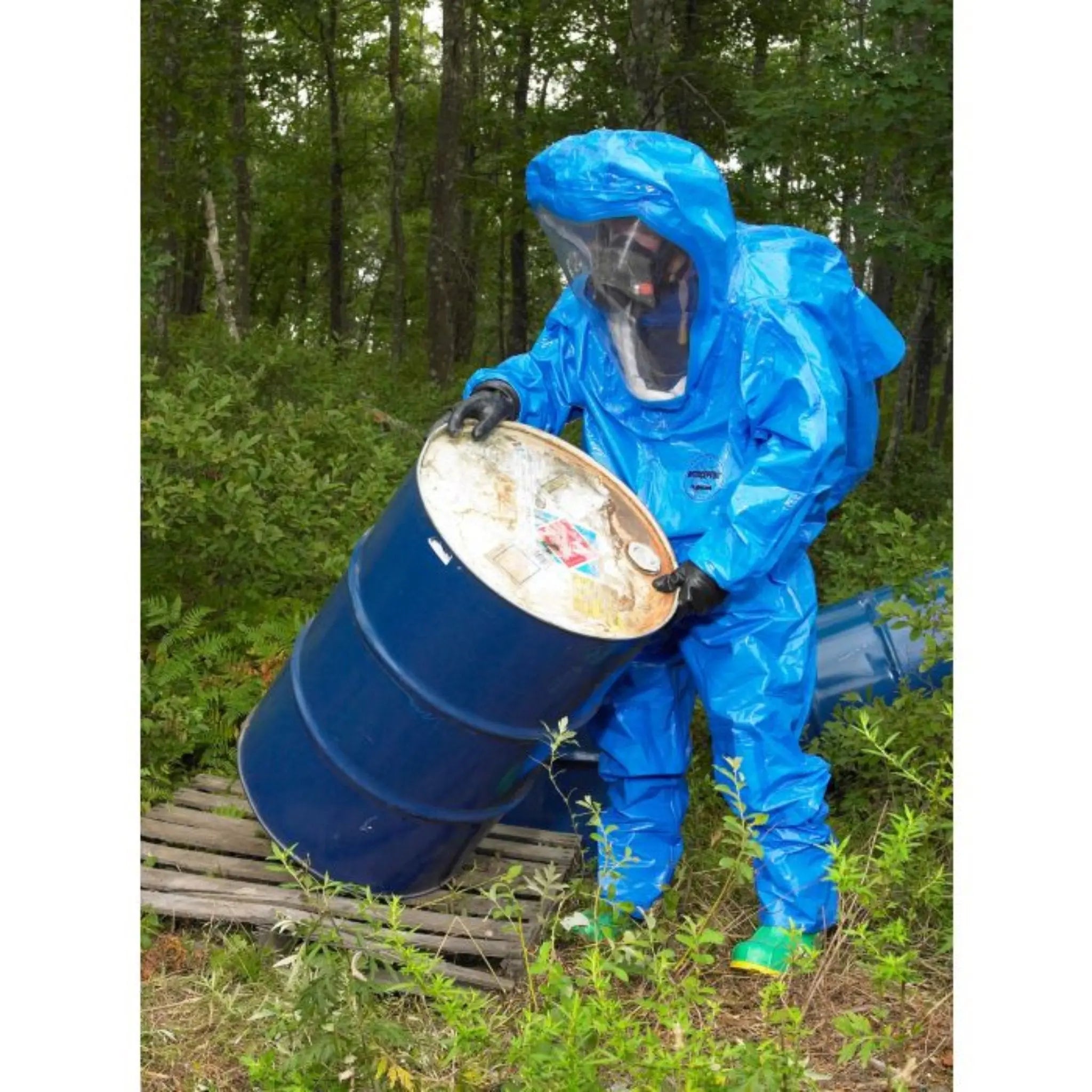 REGENCEのスーツ Lakeland INT650B Gas Tight Suit – Rear Entry, Blue, Type 1A