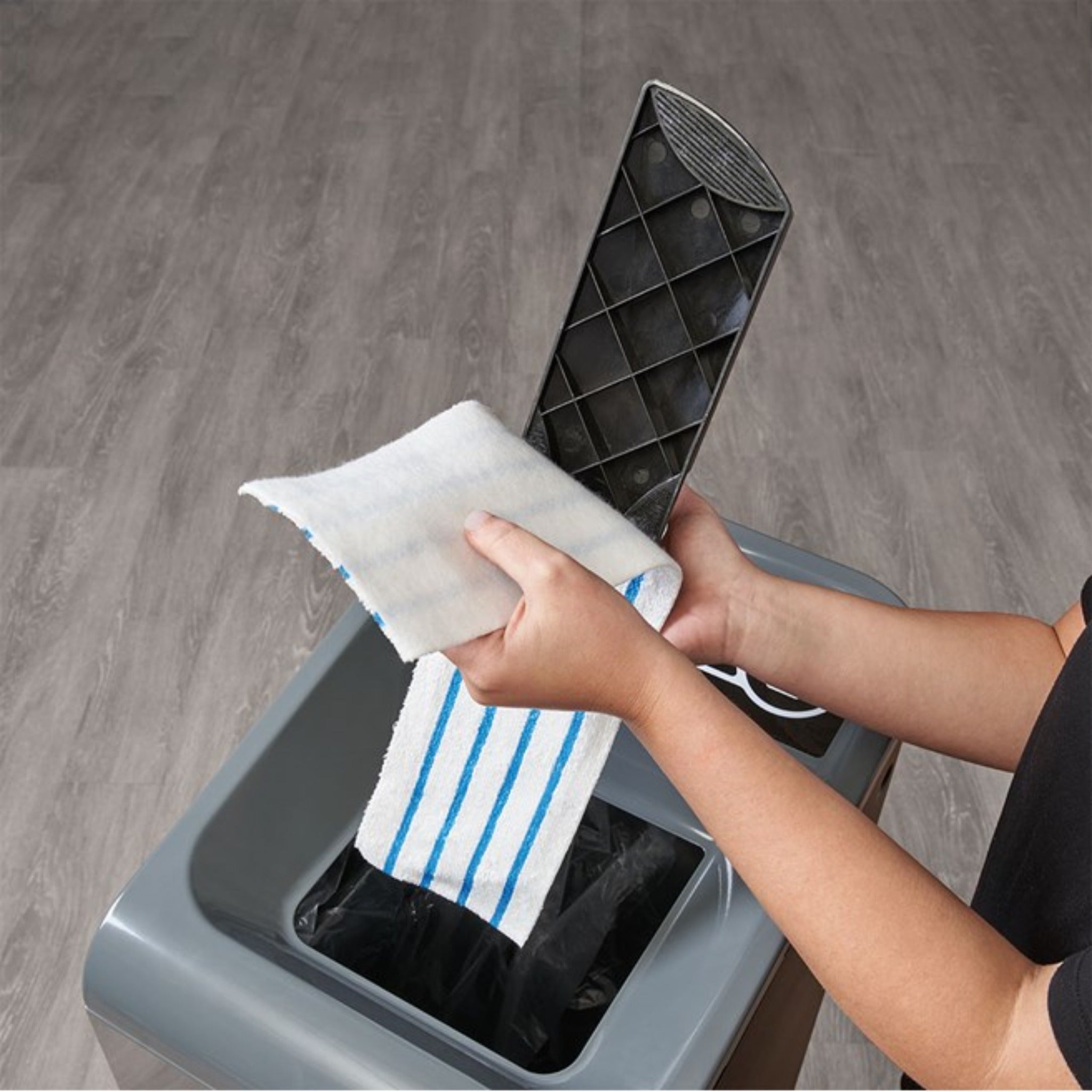 Rubbermaid Commercial Products 2134282 Hygen Disposable Microfiber Pad, Blue, 18", Case of 150 